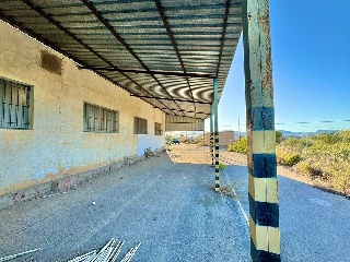 Nave industrial en Aspe (Alicante) 15