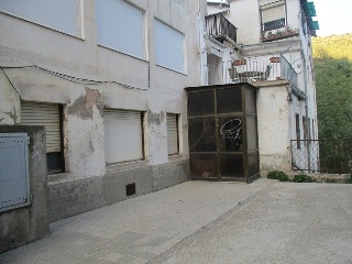 13089-0001 7