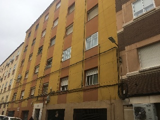 05772-0001 18