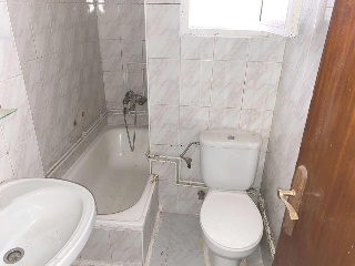17228-0001 16