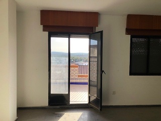 05990-0001 24