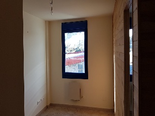 06041-0001 8