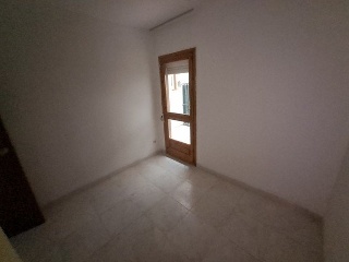 04979-0001 37