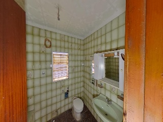 00306-0001 56