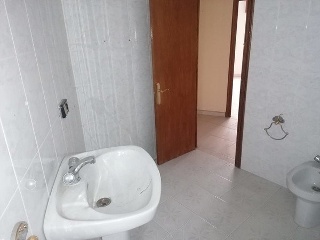 08257-0001 33