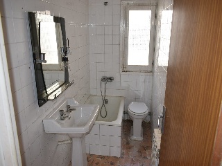 05183-0001 17