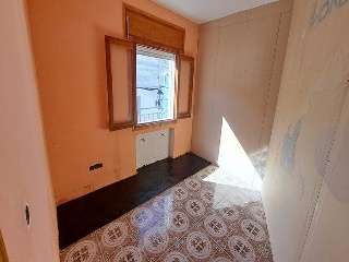 05468-0001 32
