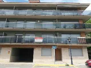 13769-0001 18