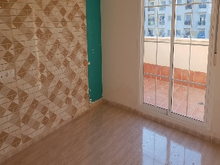 00676-0001 8