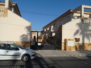 01927-0002 4