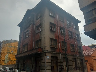 00935-0001 8
