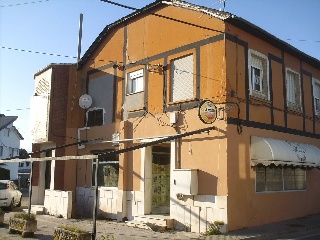 01176-0001 2