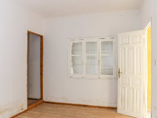 01204-0001 32