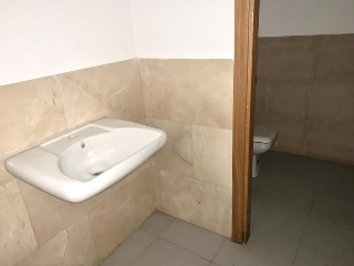 00425-0001 23