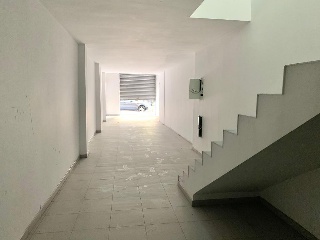 00425-0001 24