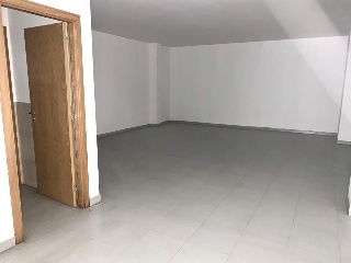 00425-0001 30