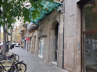 00425-0001 35