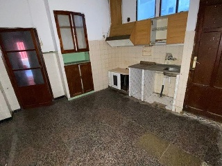 02038-0001 25