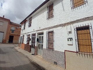 02040-0001 24