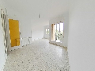 06678-0001 33