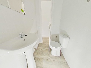 06678-0001 53