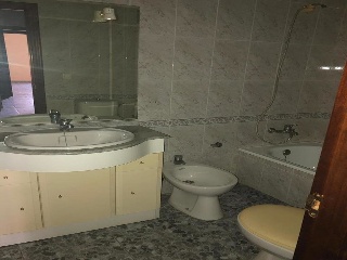 01381-0001 18