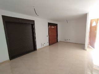 16236-0001 14