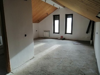 07097-0001 18