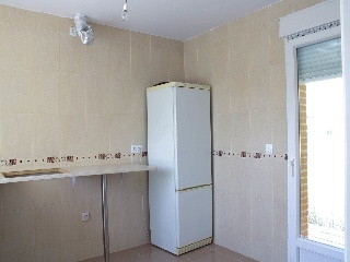 07649-0001 21