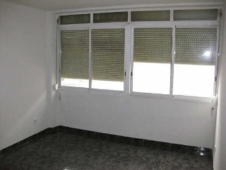16203-0001 4