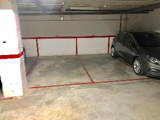01047-0001 8