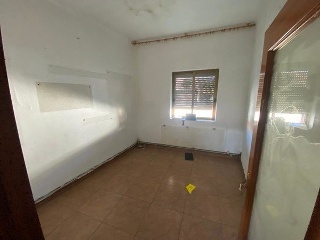 01633-0001 19