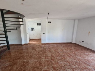 00992-0001 23