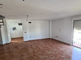 00992-0001 24