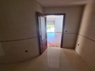 00992-0001 34