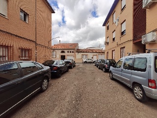 16143-0001 18