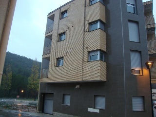 13898-0001 7
