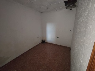 00803-0001 18