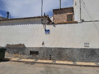 08823-0001 34