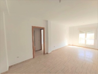 02379-0001 16