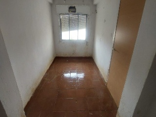 07009-0001 12