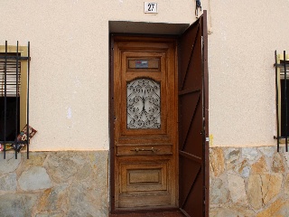 03045-0001 27