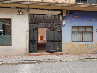 16893-0001 15