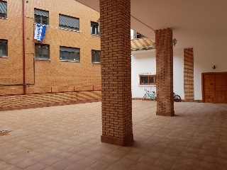 16893-0001 26