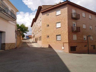 14050-0001 12