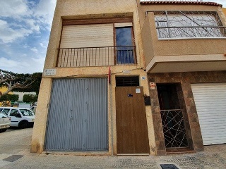 18200-0001 22