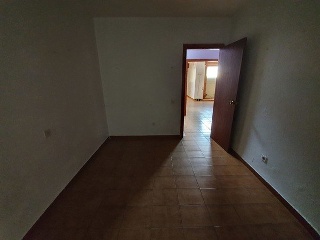 18200-0001 28