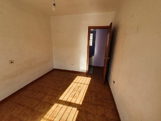 18200-0001 31
