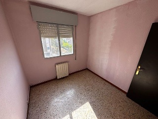 18208-0001 27