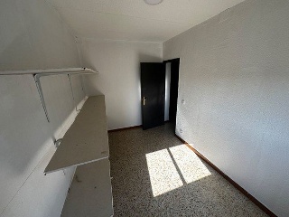 18208-0001 29